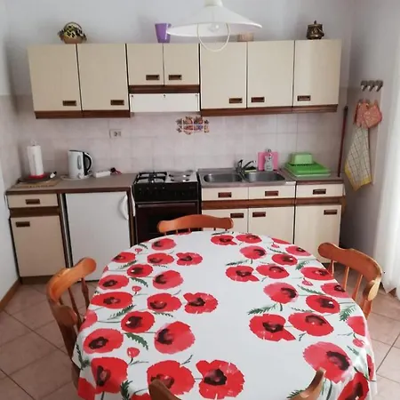 Riva Laco Apartman 公寓